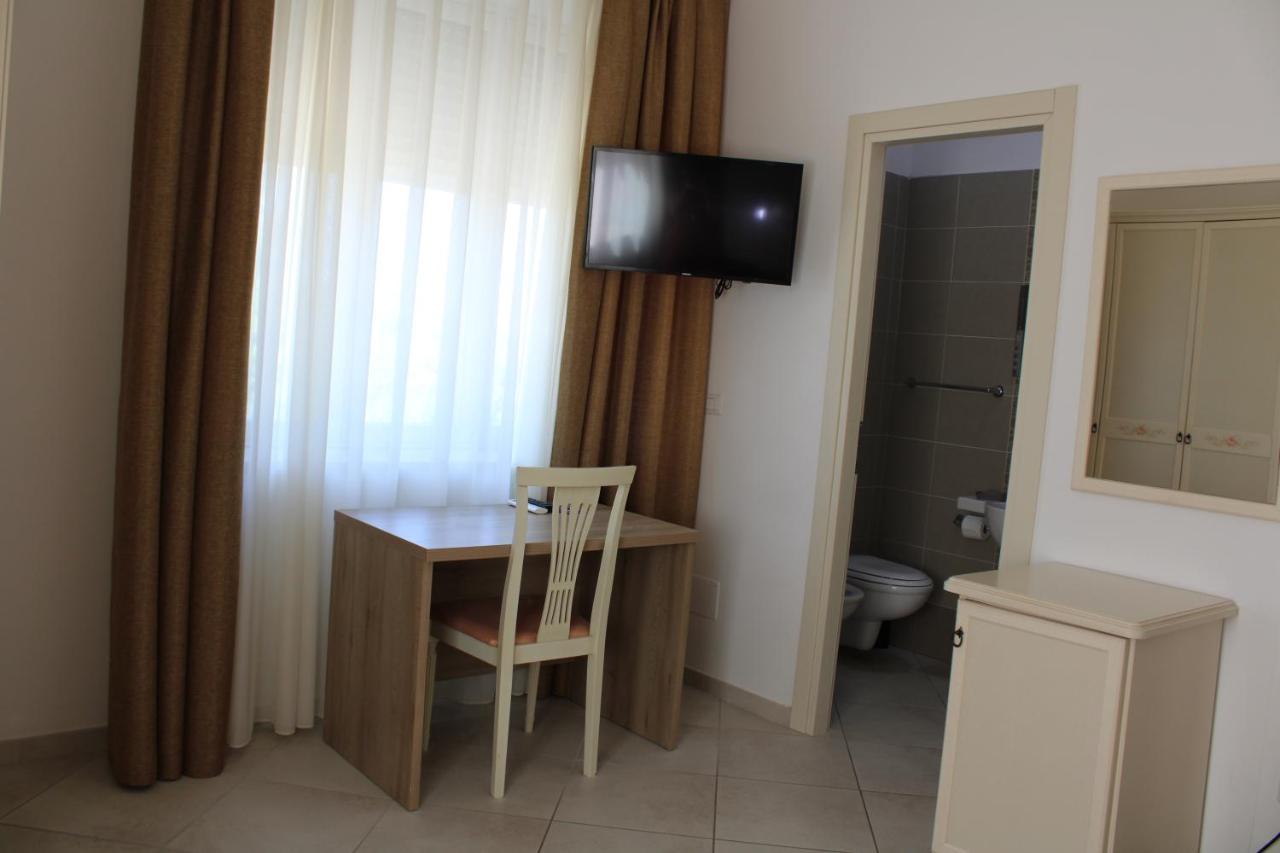Afrodite Hotel สกาเลอา ภายนอก รูปภาพ