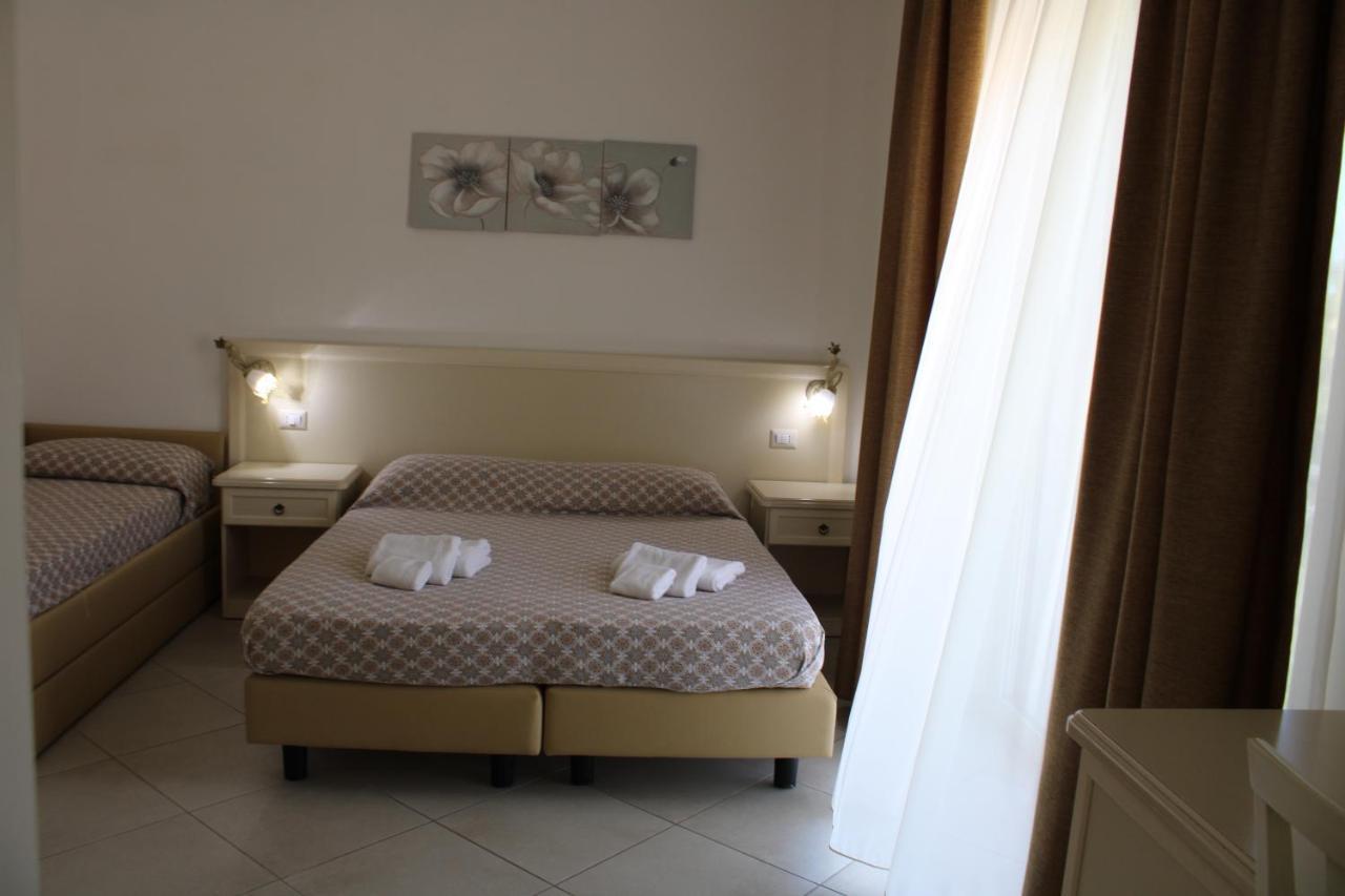 Afrodite Hotel สกาเลอา ภายนอก รูปภาพ